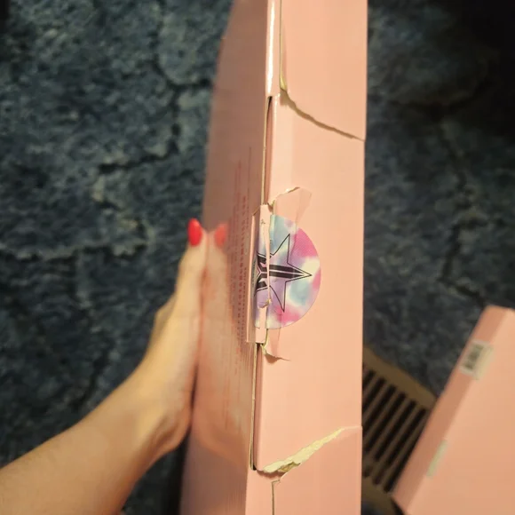 Jeffree Star Tie Dye Mirror - Picture 3 of 3